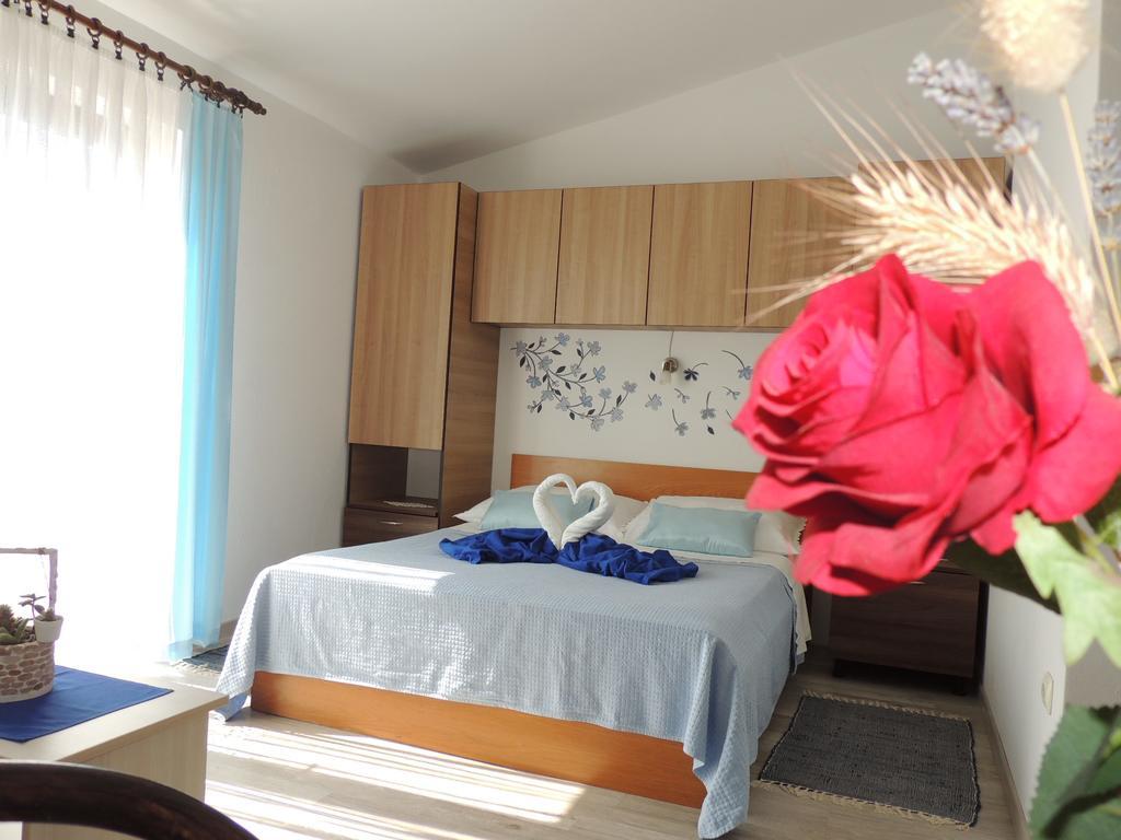 Apartments Barcarola Đảo Pag Ngoại thất bức ảnh